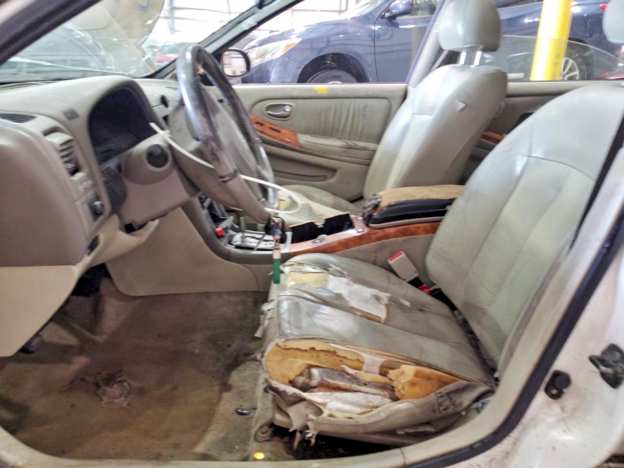 2002 Infiniti I35 Base - Фото 7