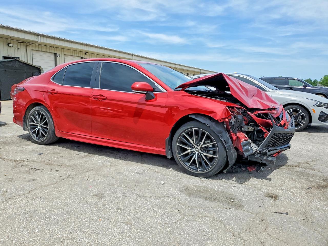 2024 Toyota Camry Se - Фото 4