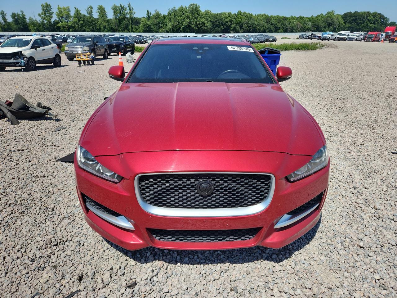 2017 Jaguar Xe R - Sport - Фото 5