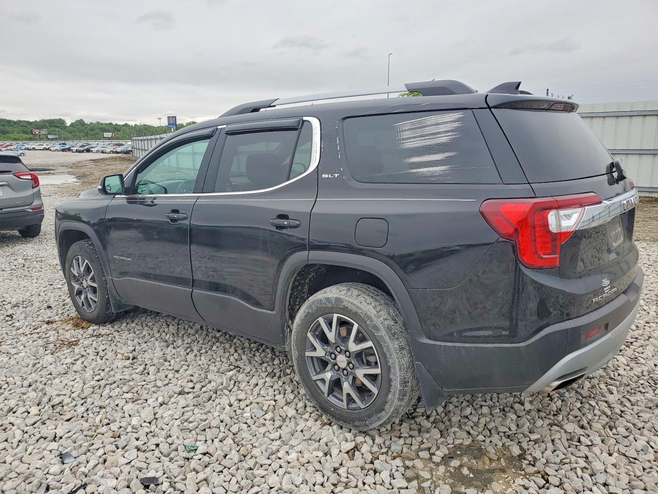 2023 GMC Acadia Slt - Фото 2