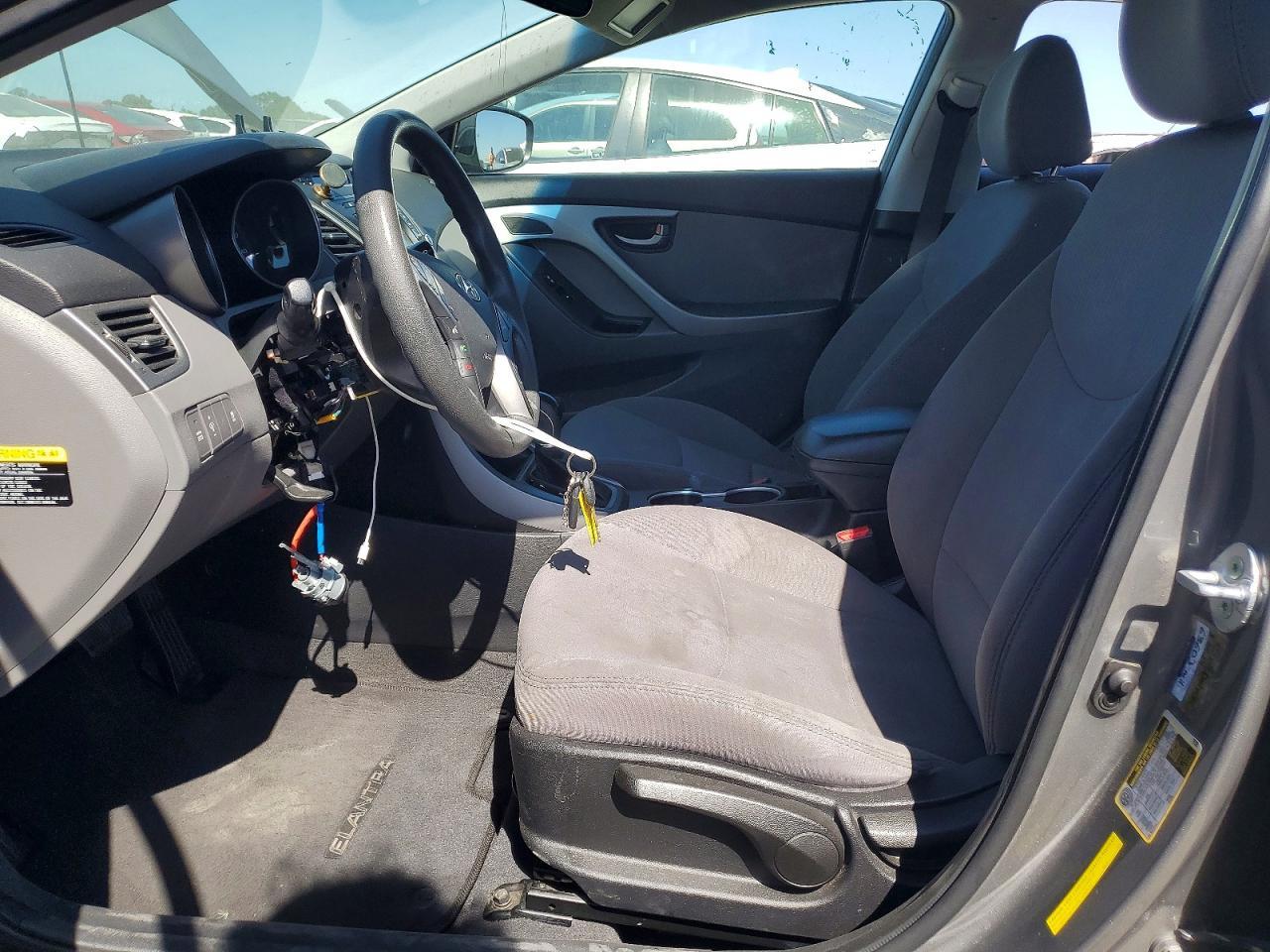 2014 Hyundai Elantra Se - Фото 7