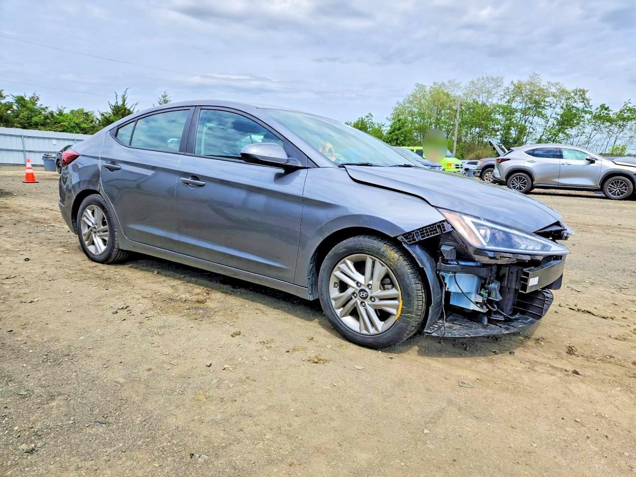 2019 Hyundai Elantra Sel - Image 4