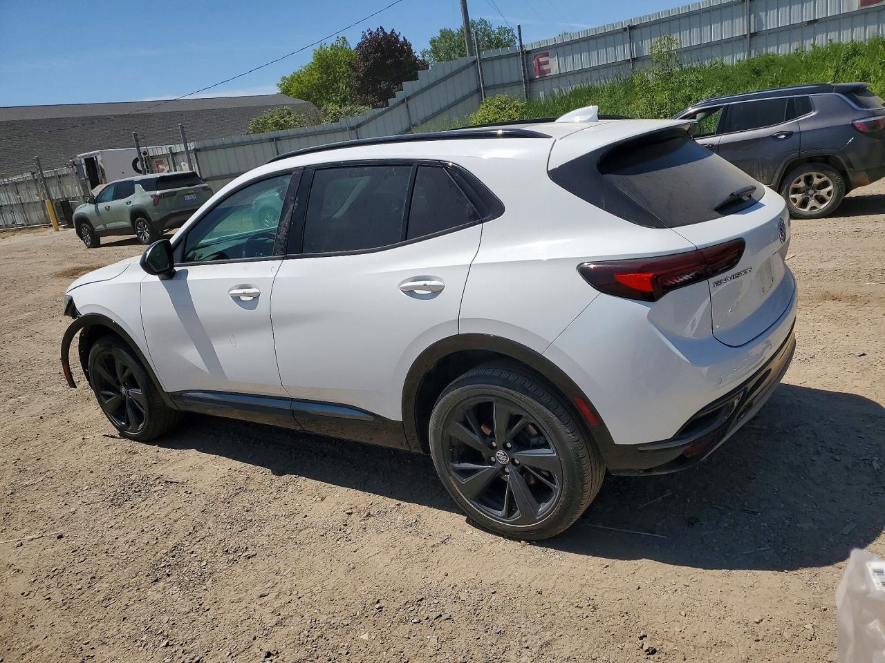 2022 Buick Envision Preferred - Фото 2