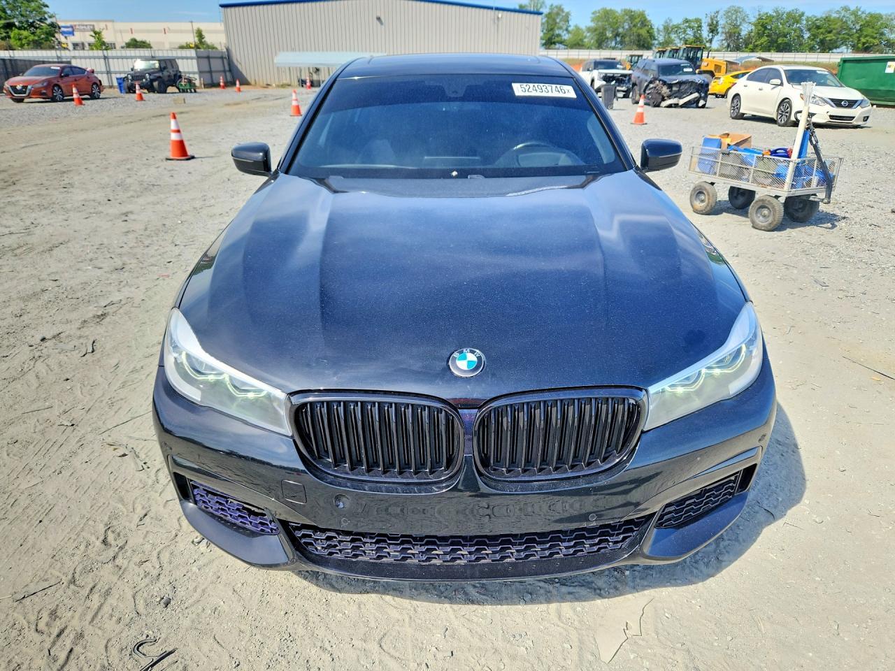 2017 BMW 740 I - Фото 5