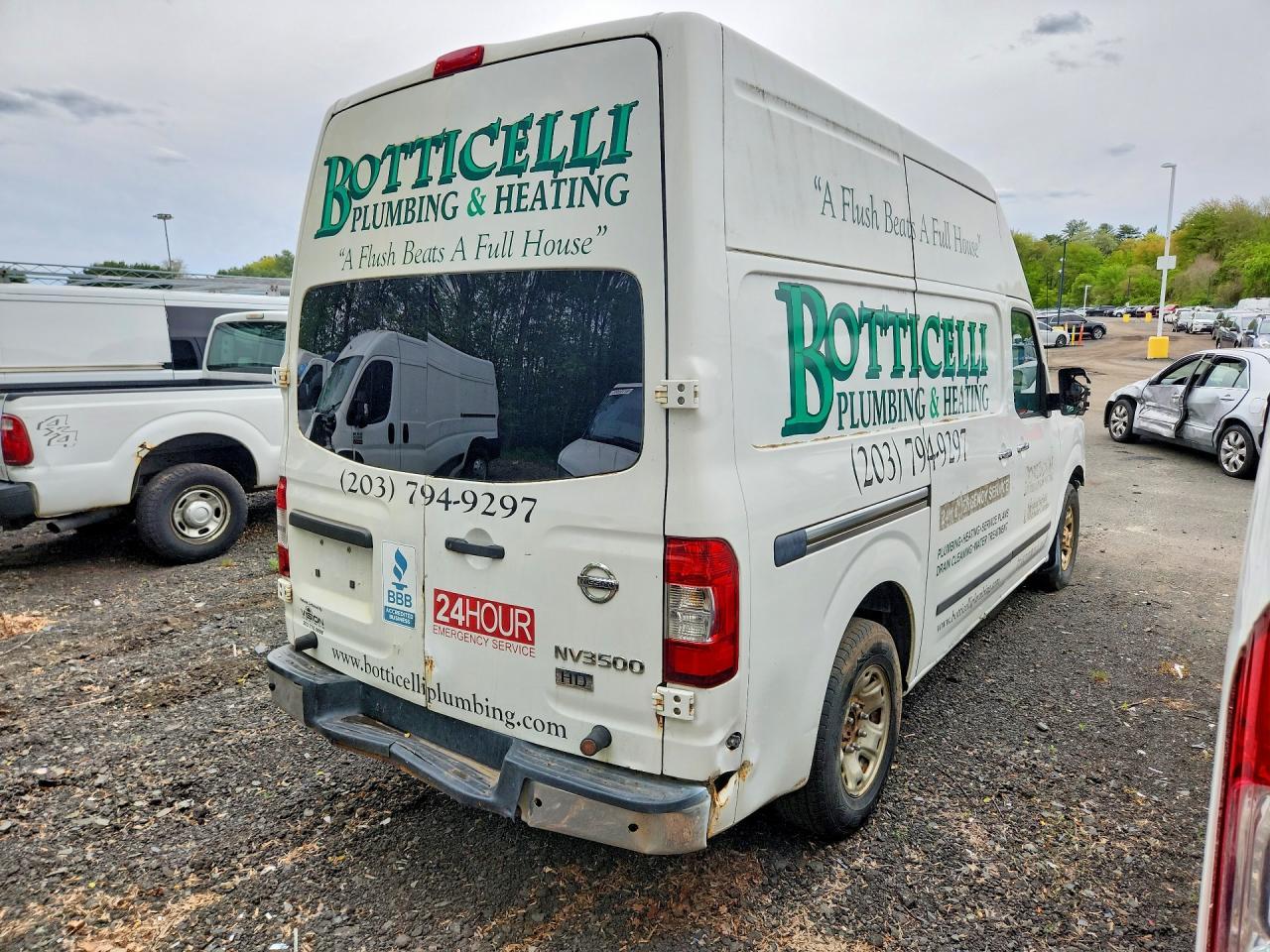 2012 Nissan Nv 2500 Delivery Van - Image 3