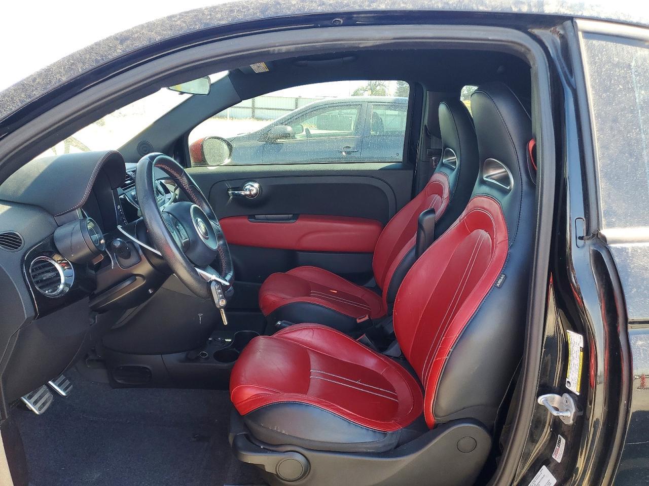 2015 Fiat 500 Abarth - Image 7