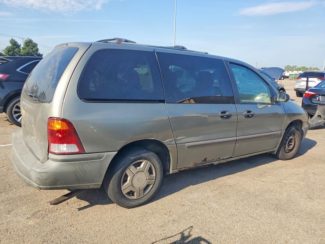 2001 Ford Windstar Lx - Фото 3