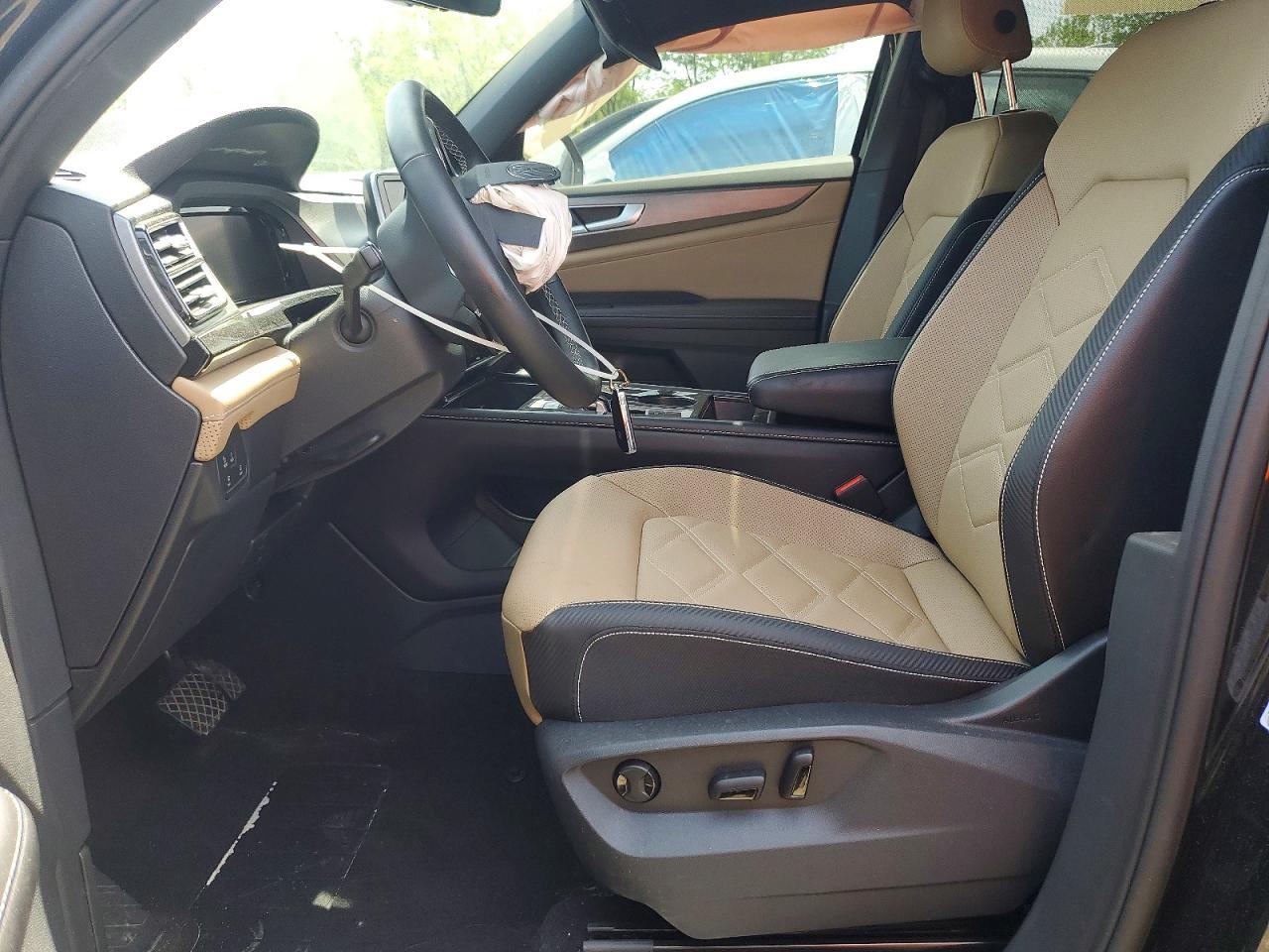 2026 Volkswagen Atlas Cross Sport Se - Image 7