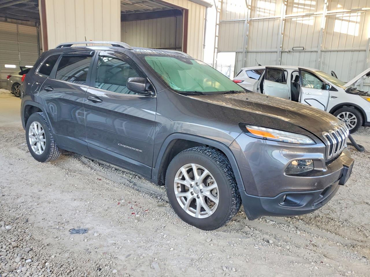 2017 Jeep Cherokee Latitude - Фото 4
