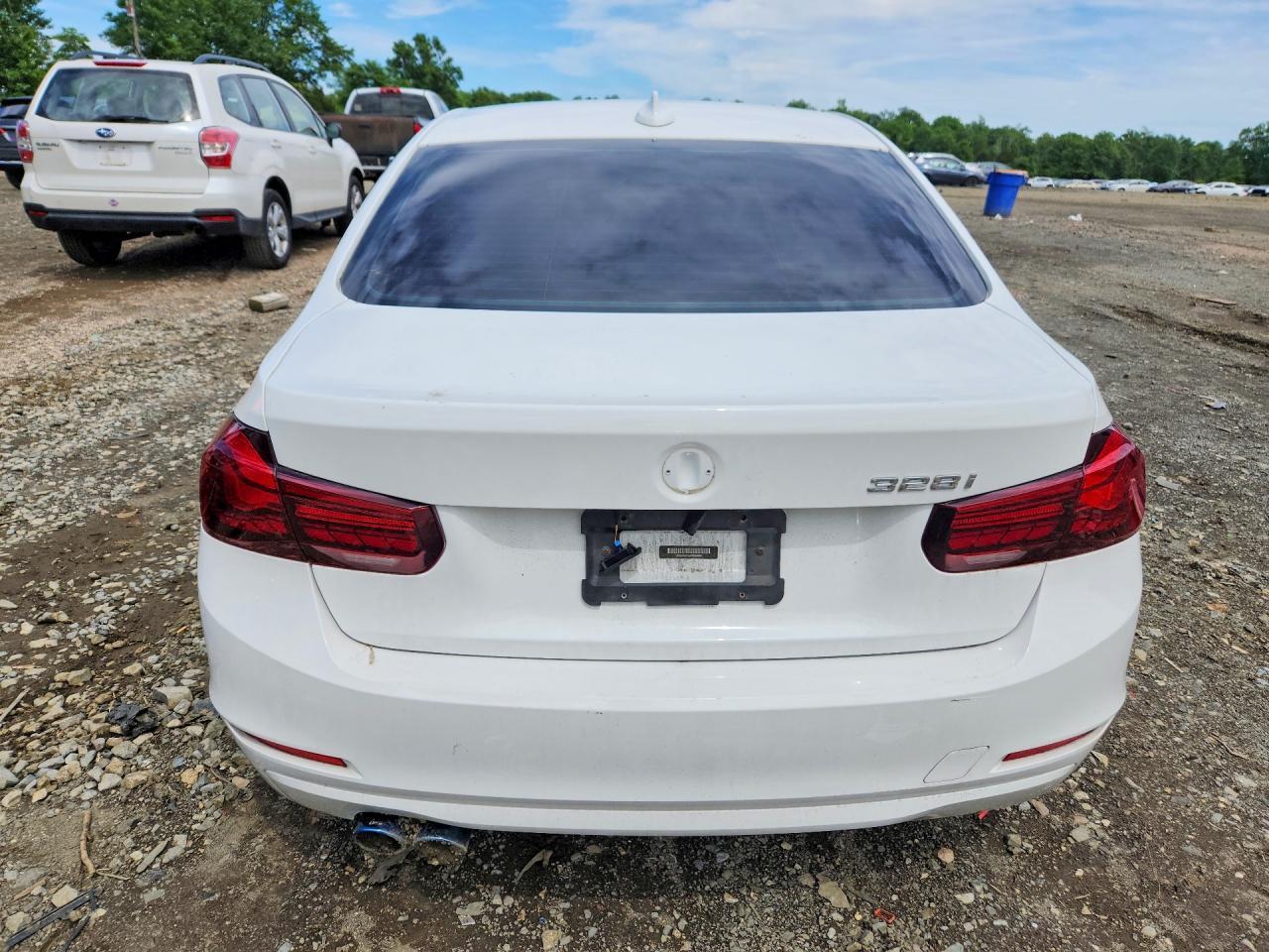 2015 BMW 328 I - Фото 6