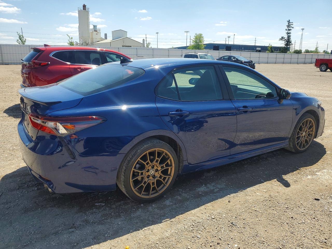 2024 Toyota Camry - Фото 3