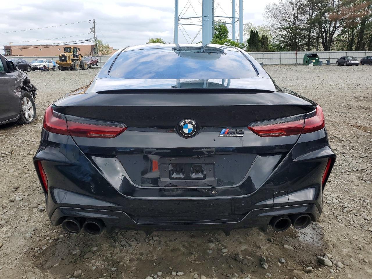 2020 BMW M8 - Фото 6