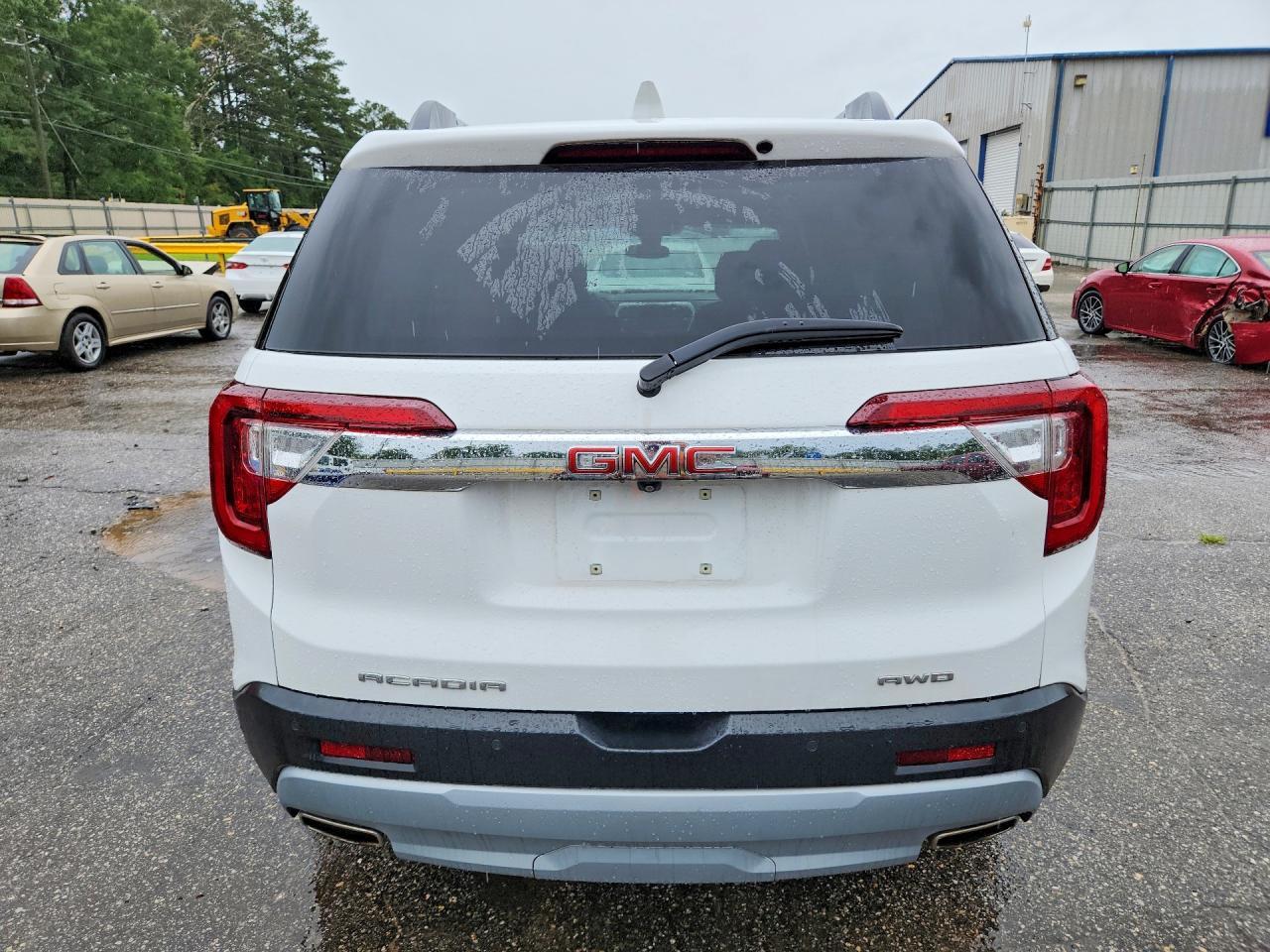 2023 GMC Acadia Sle - Image 6