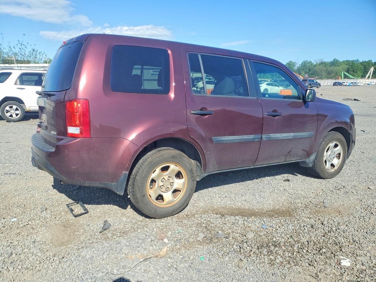 2012 Honda Pilot Lx - Image 3