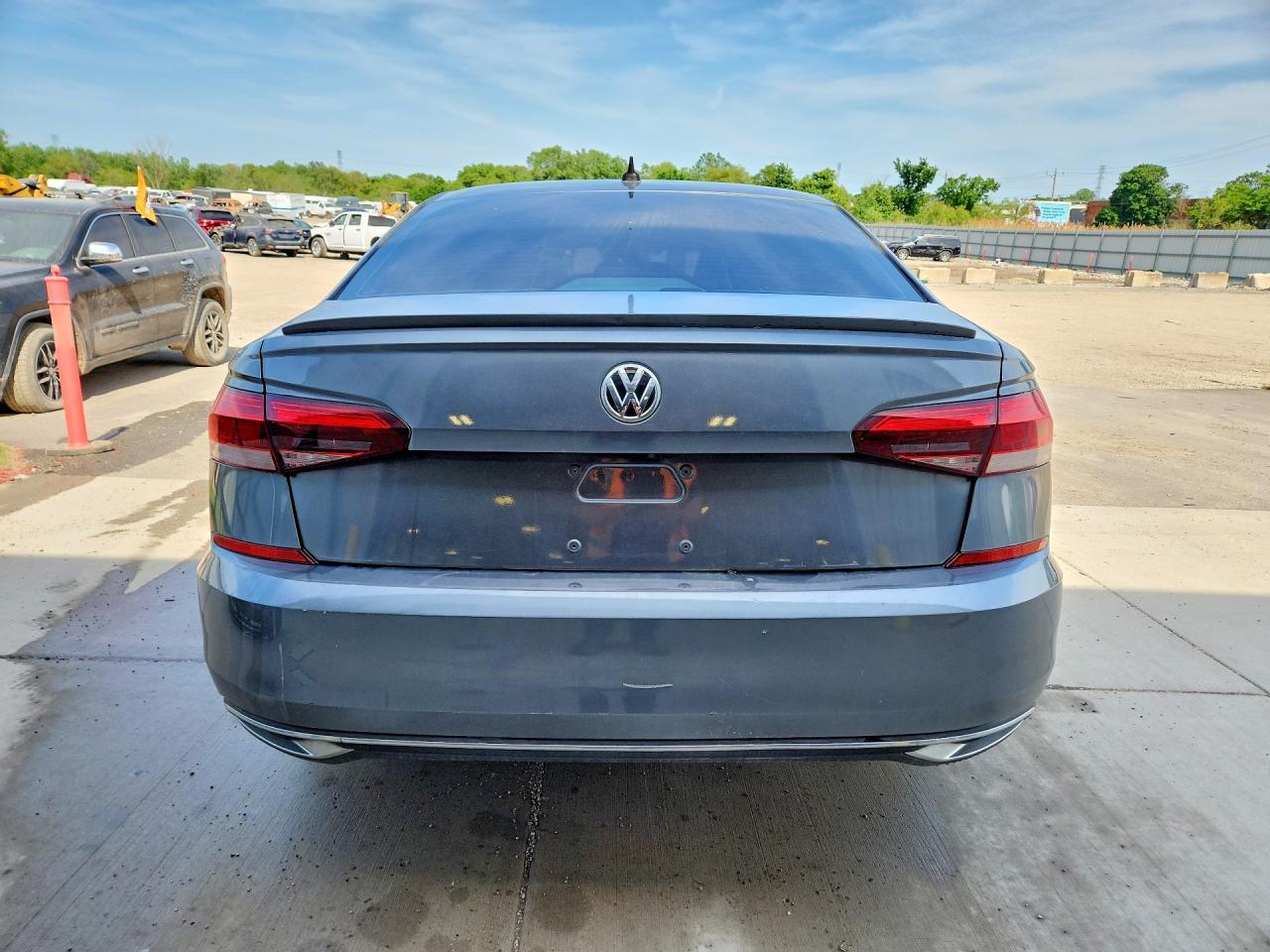 2021 Volkswagen Passat Se - Image 6