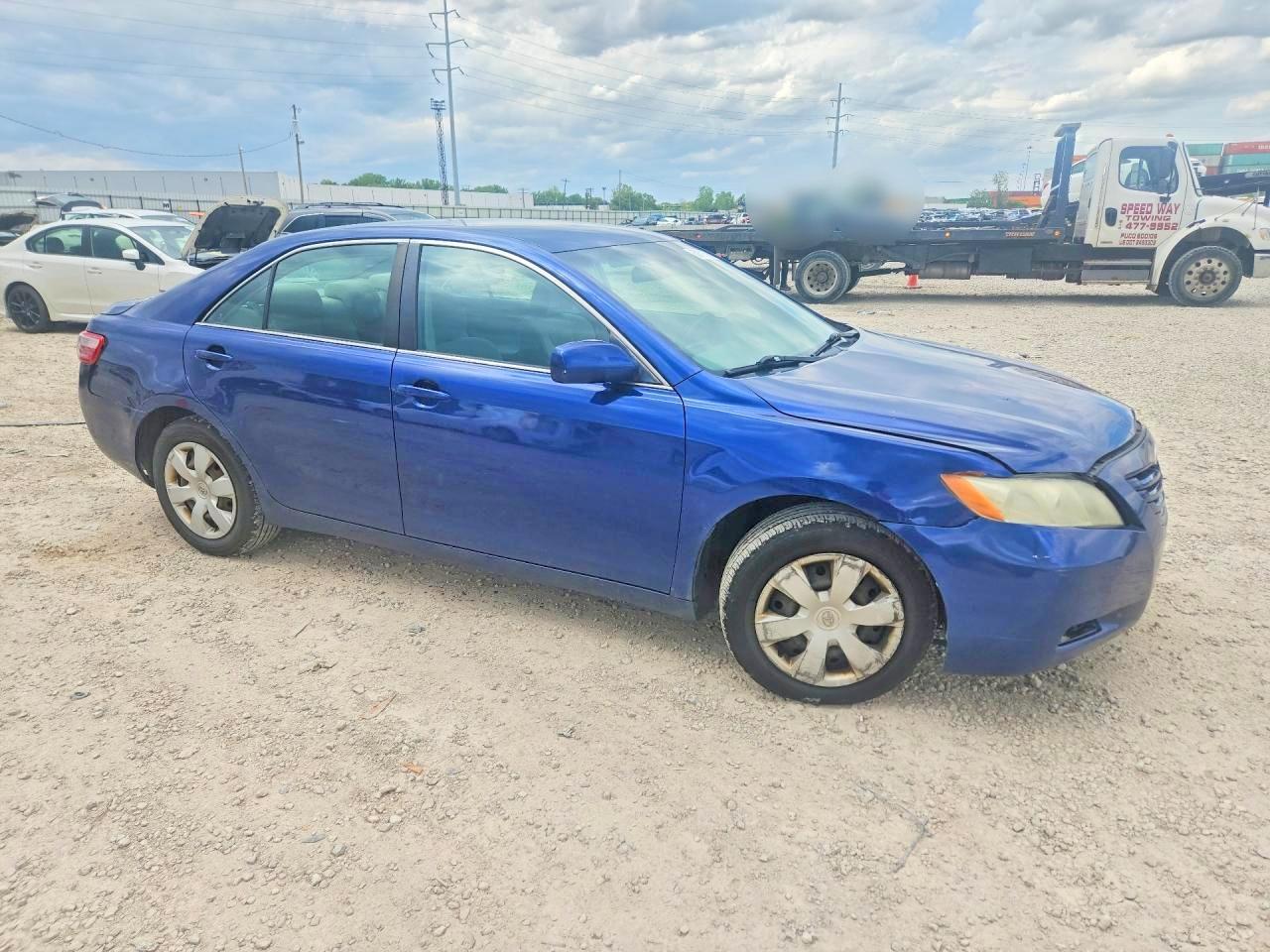 2008 Toyota Camry Le - Image 4