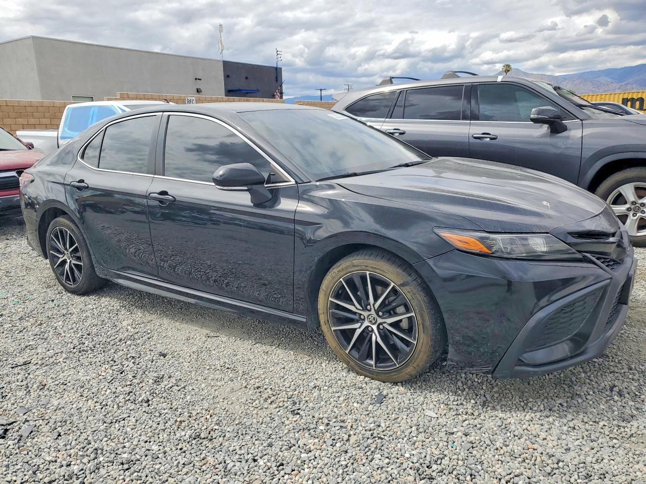 2023 Toyota Camry Se - Фото 4