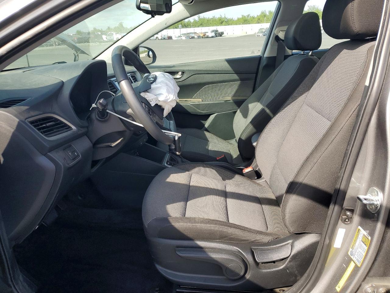2022 Hyundai Accent Limited - Фото 7
