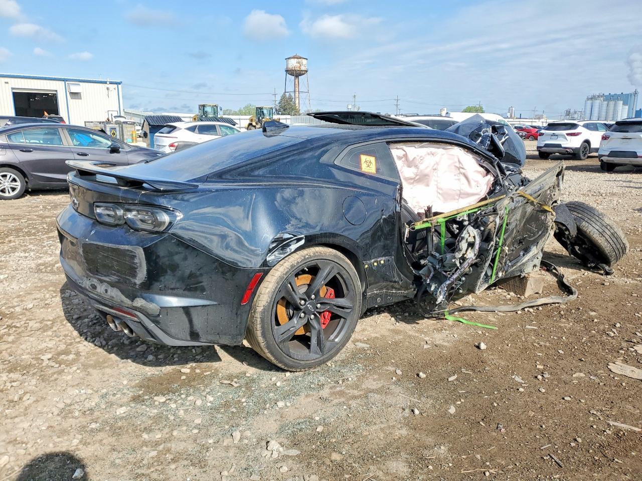 2024 Chevrolet Camaro Ss - Фото 3