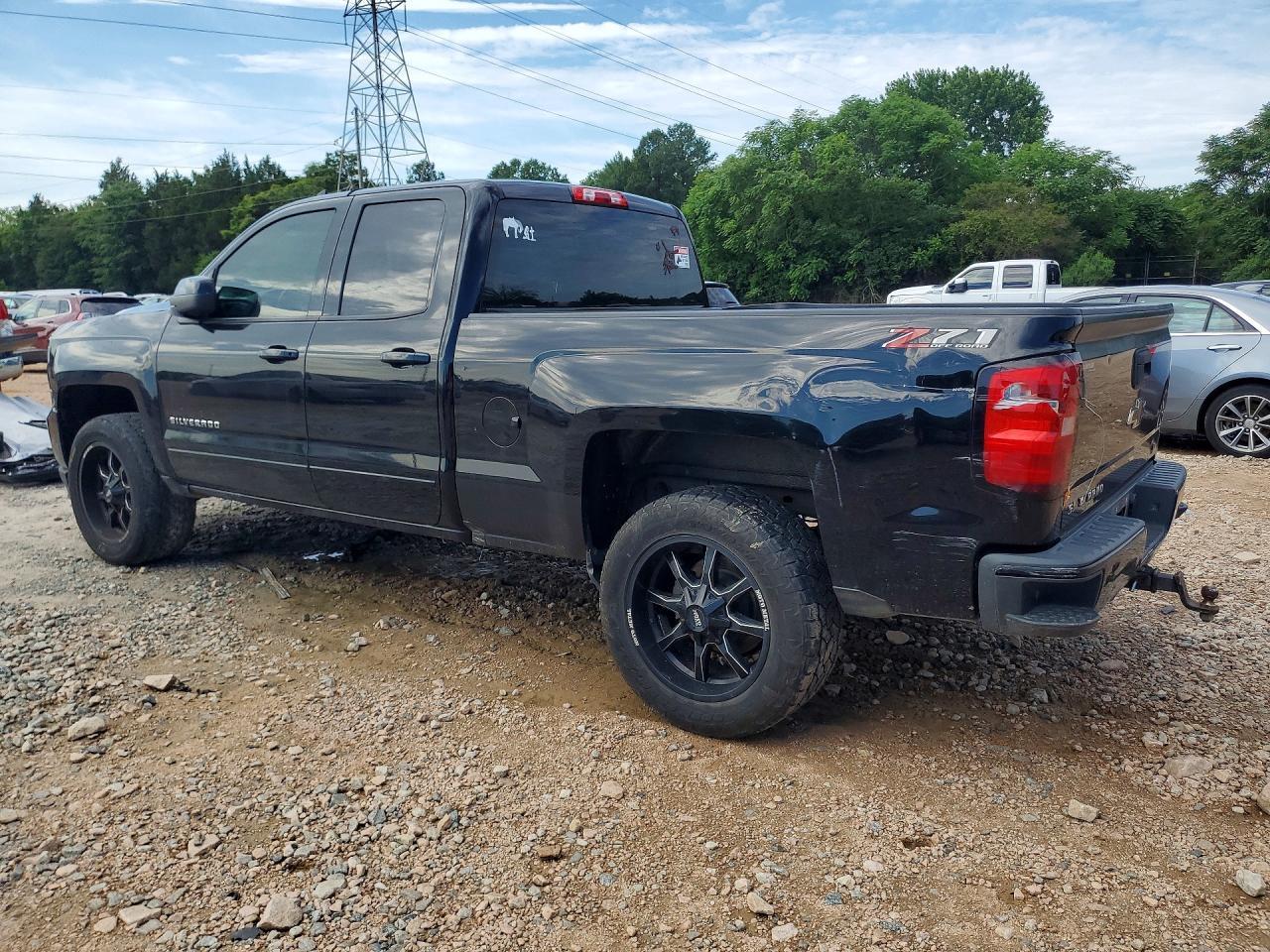 2018 Chevrolet Silverado K1500 Lt - Image 2