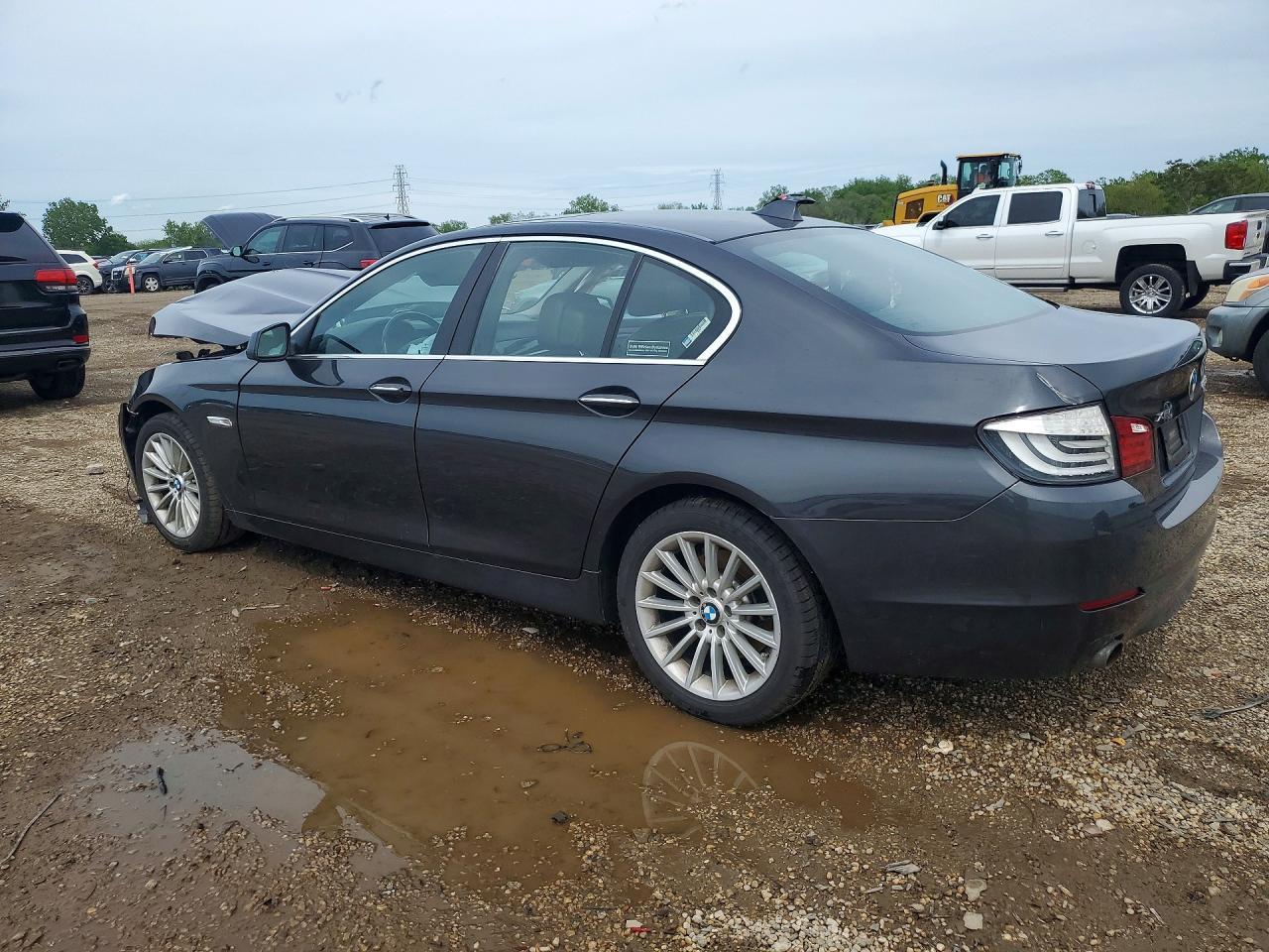 2013 BMW 535 Xi - Image 2