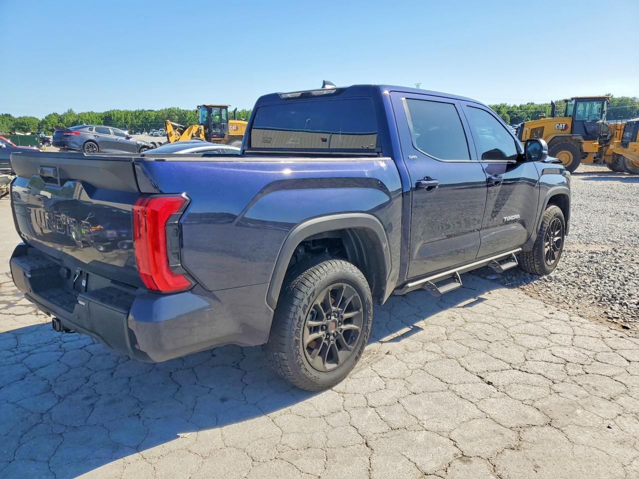 2026 Toyota Tundra Sr5 - Фото 3