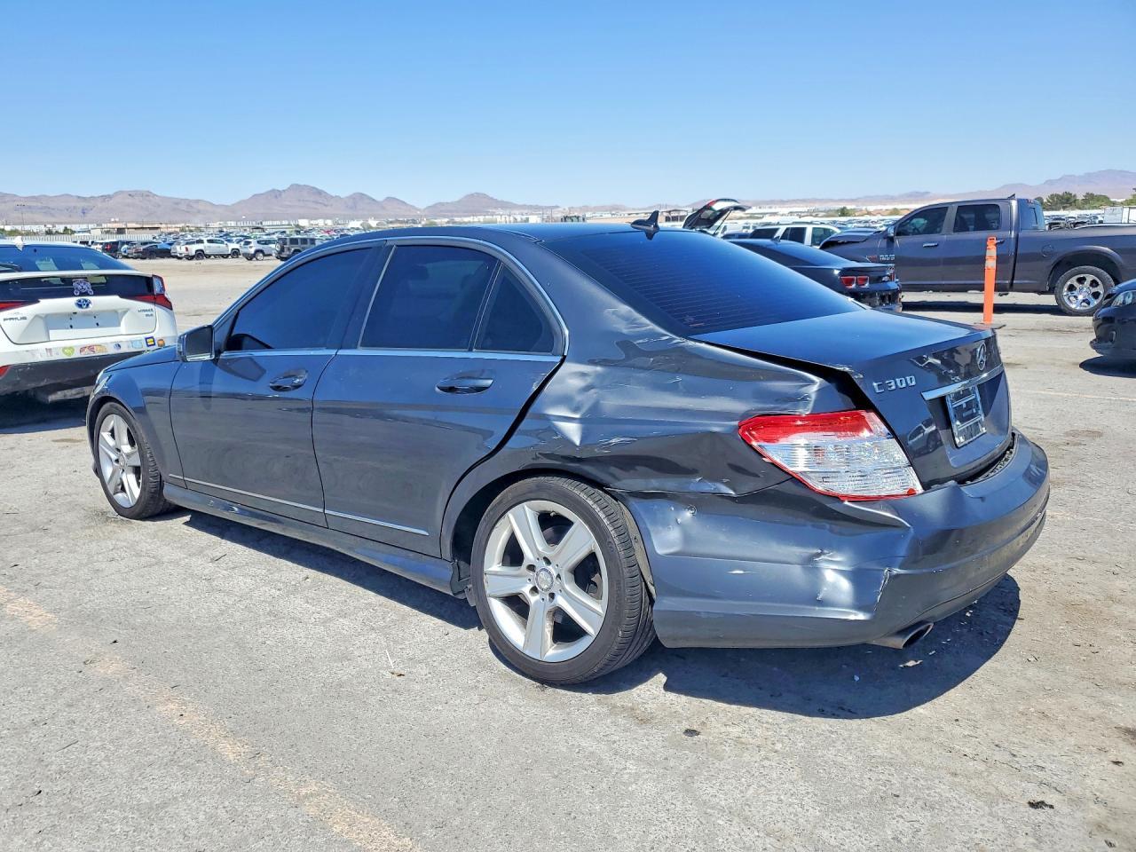 2010 Mercedes-Benz C 300 4Matic - Image 2