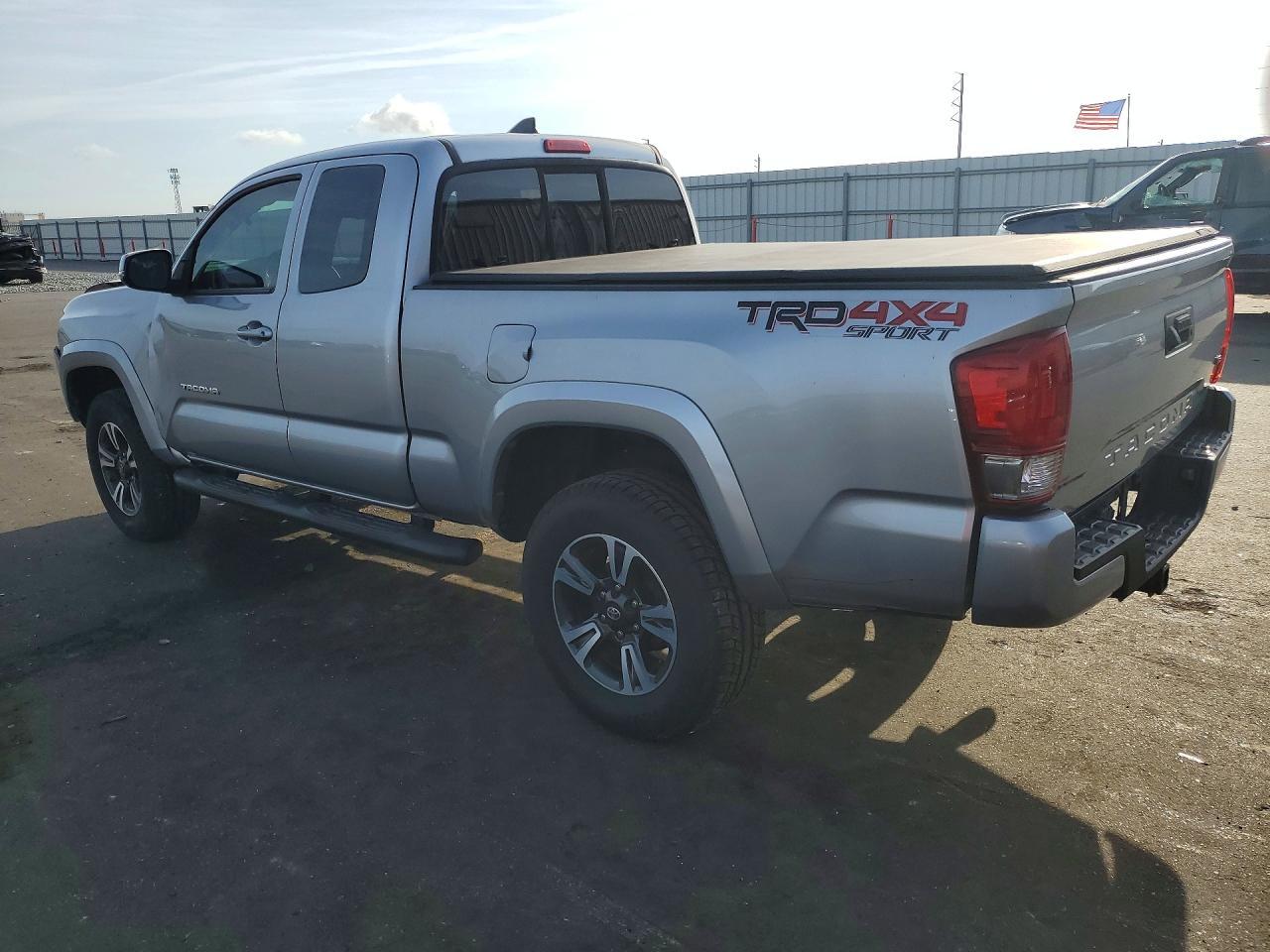2017 Toyota Tacoma Trd Sport - Image 2