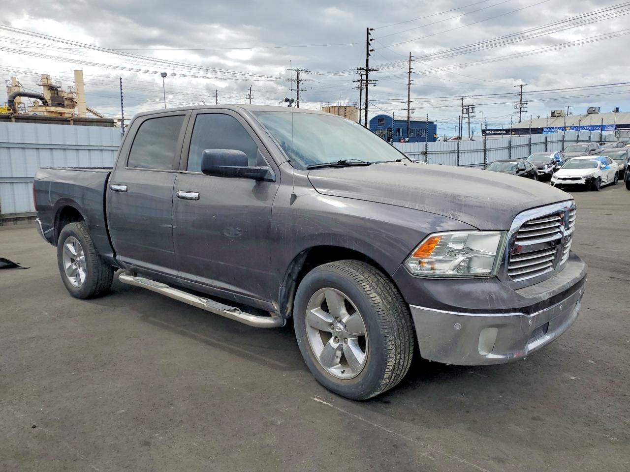 2015 Ram 1500 Slt - Image 4