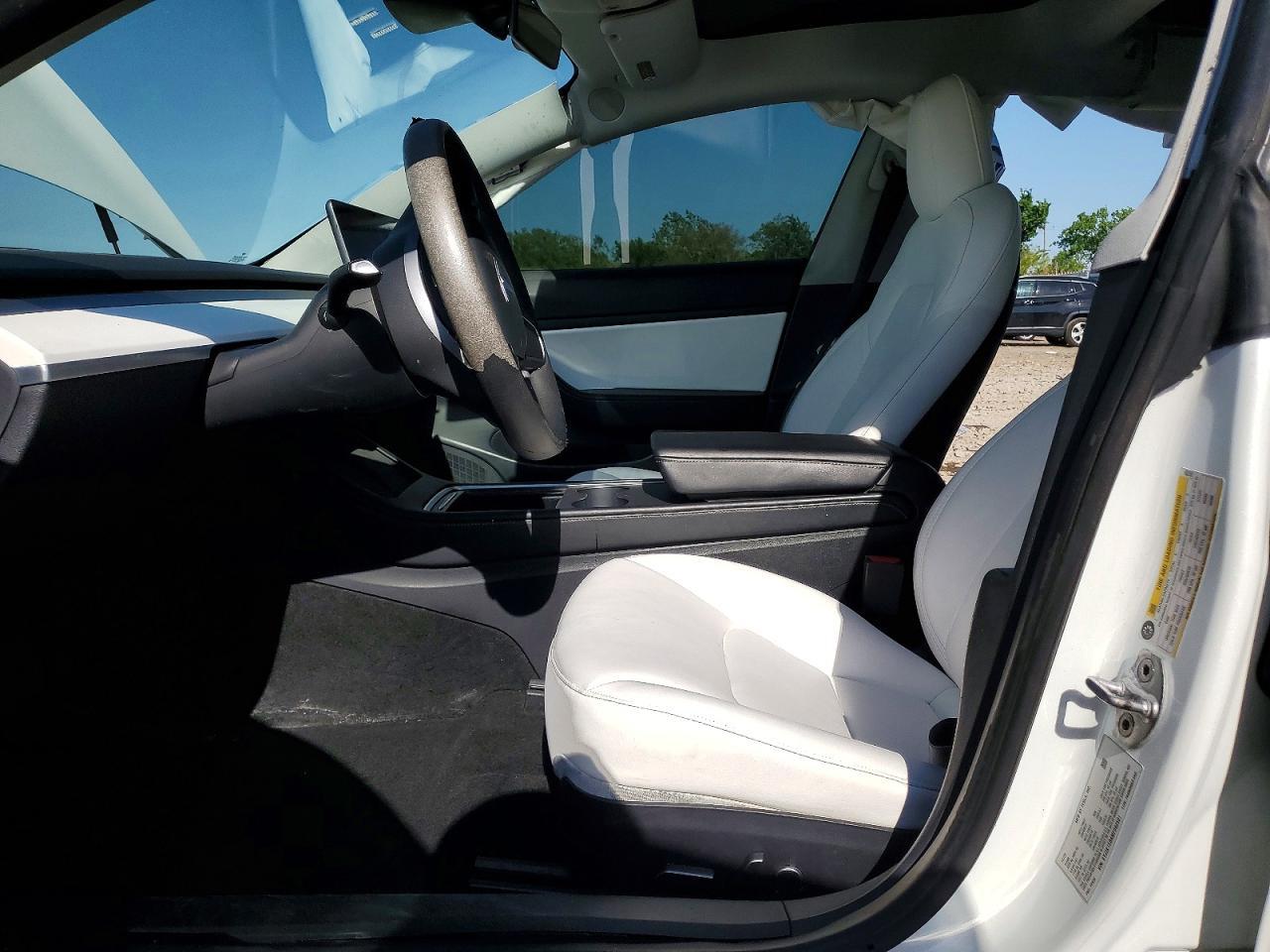 2021 Tesla Model 3 - Image 7