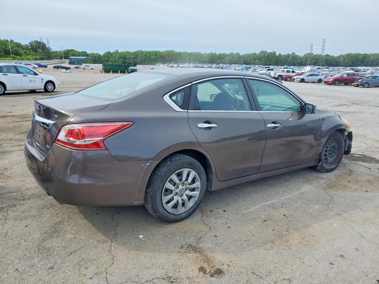2013 Nissan Altima 2.5 - Image 3
