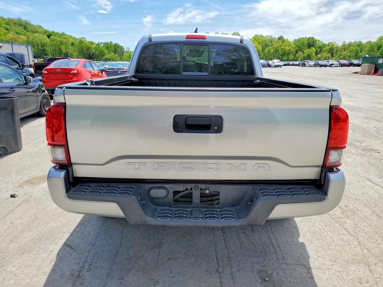 2022 Toyota Tacoma Sr - Фото 6