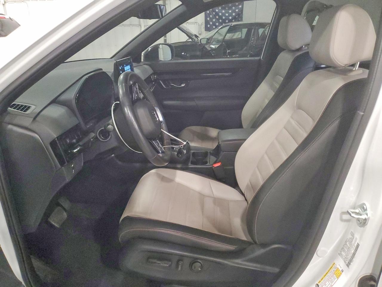 2024 Honda Cr-V Sport Touring - Image 7