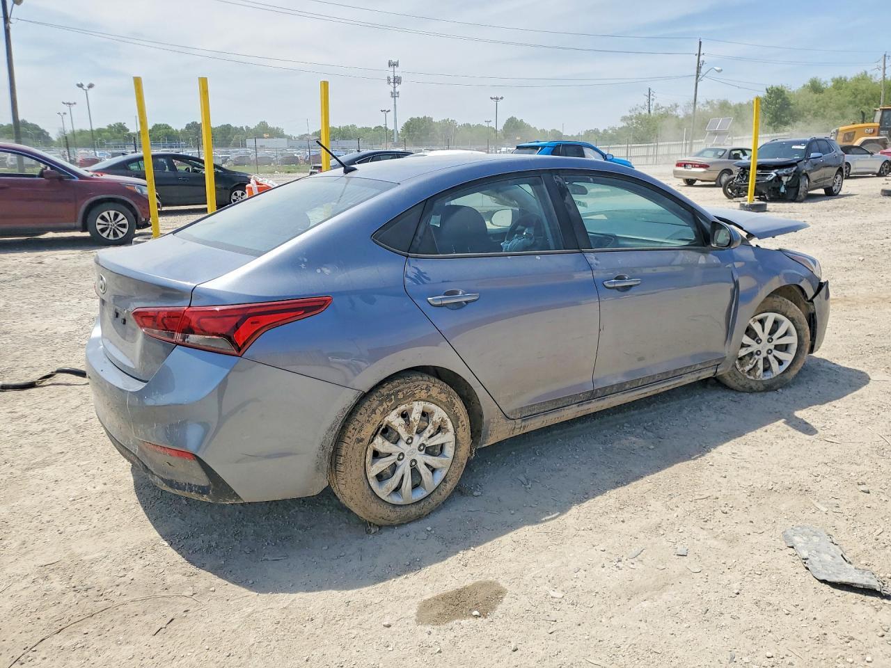 2019 Hyundai Accent Se - Фото 3