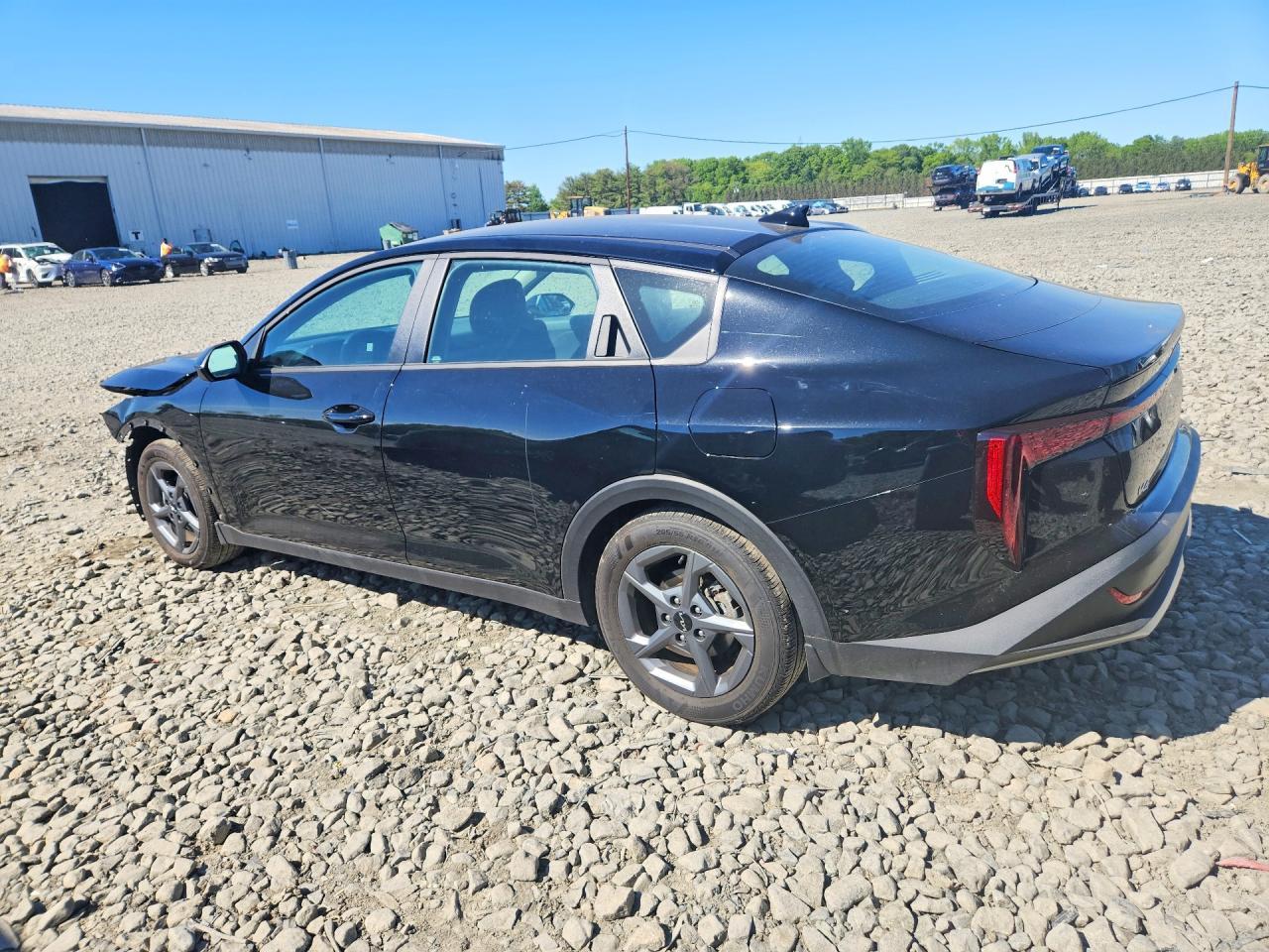 2025 Kia K4 Lxs - Image 2