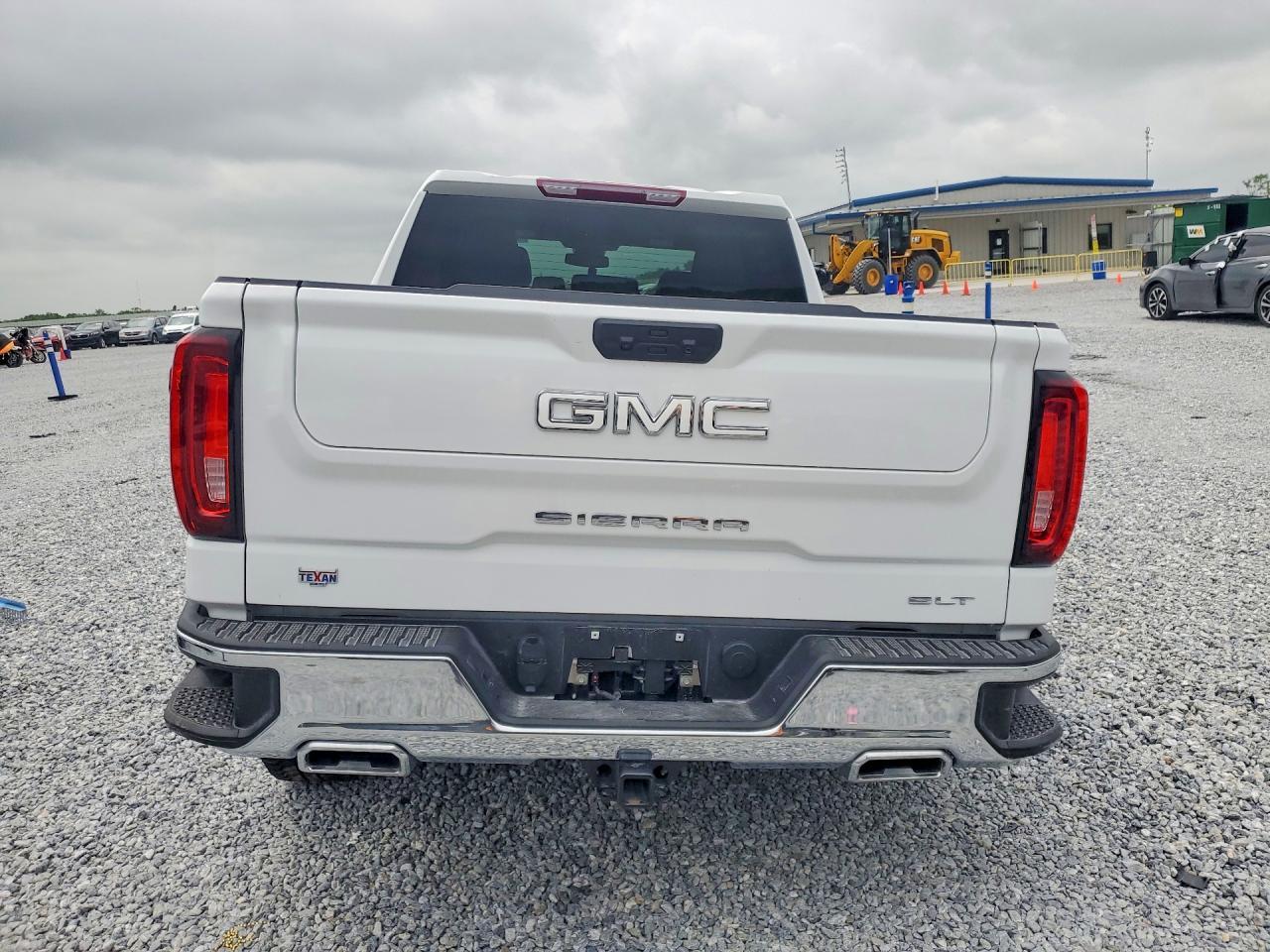 2026 GMC Sierra K1500 Slt - Image 6