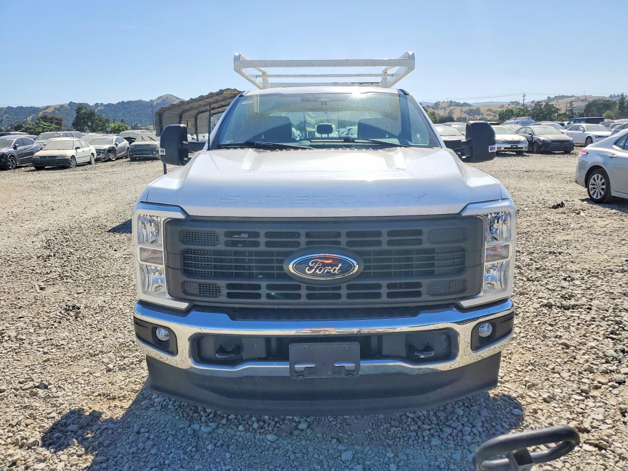 2023 Ford F250 Super Duty - Фото 5