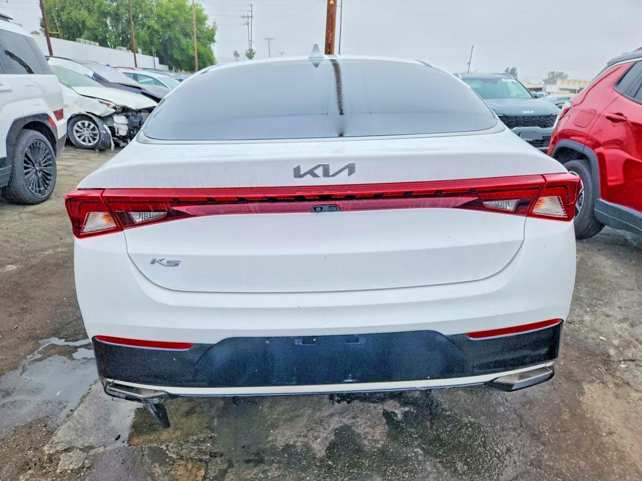 2022 Kia K5 Lxs - Image 6