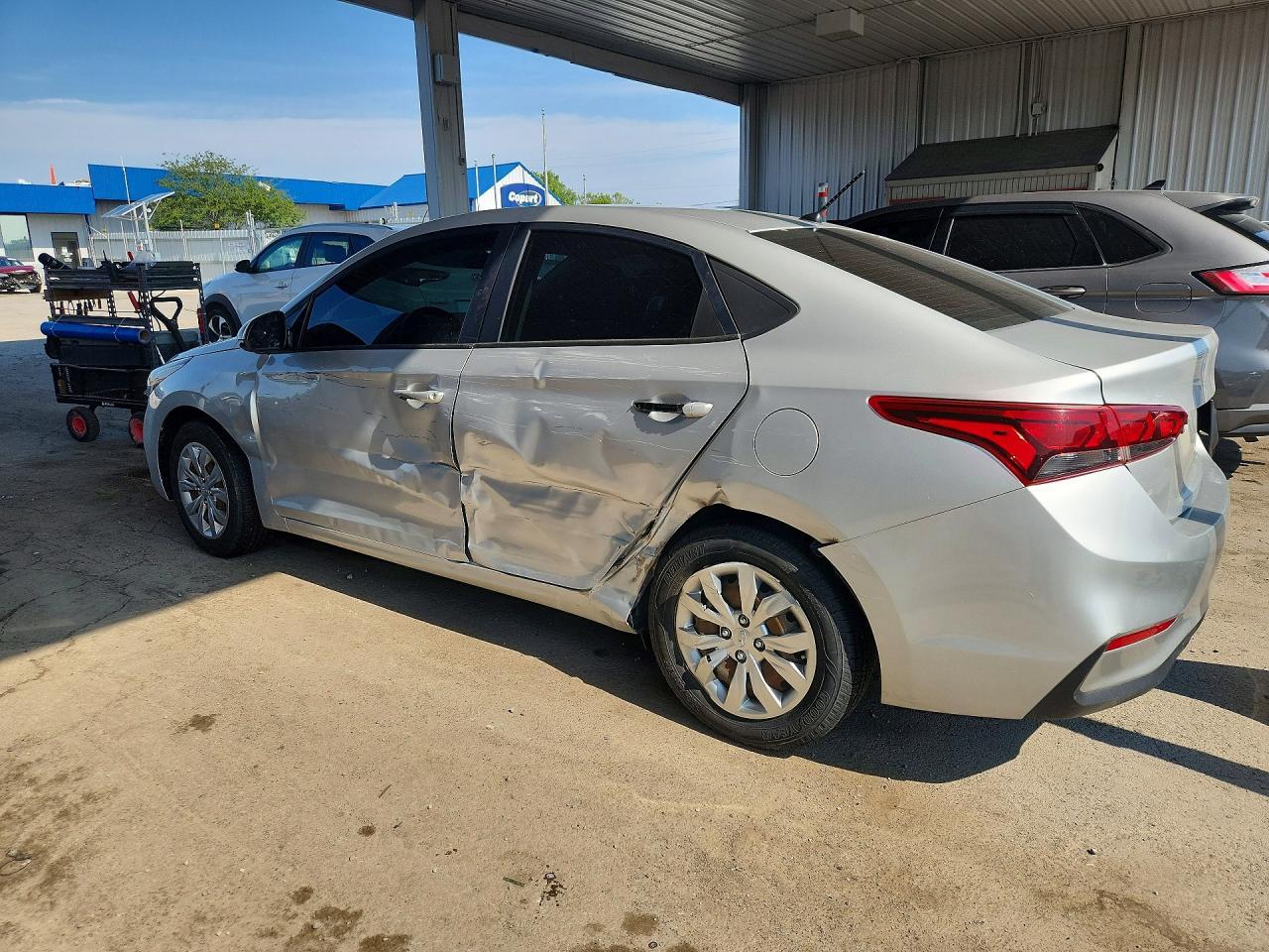 2019 Hyundai Accent Se - Image 2