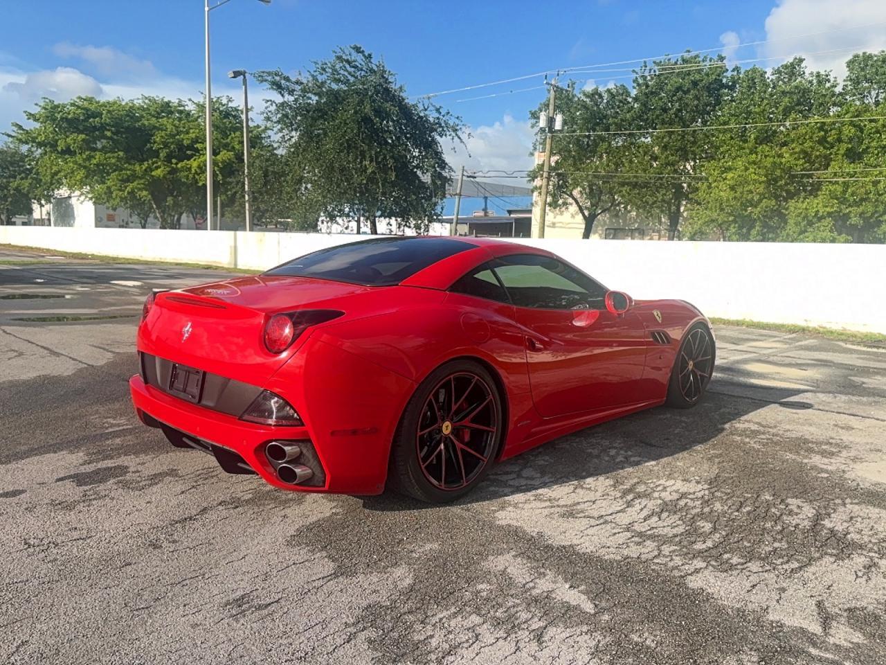 2012 Ferrari California - Image 4