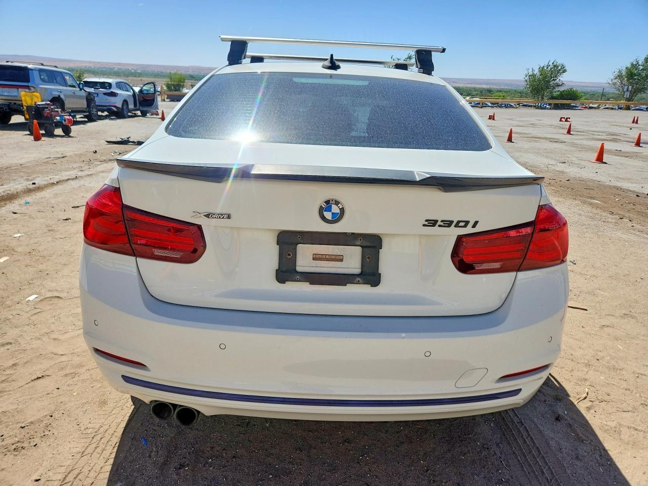 2018 BMW 330 Xi - Фото 6