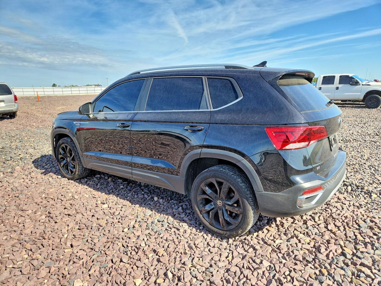2022 Volkswagen Taos Se Iq Drive - Фото 2