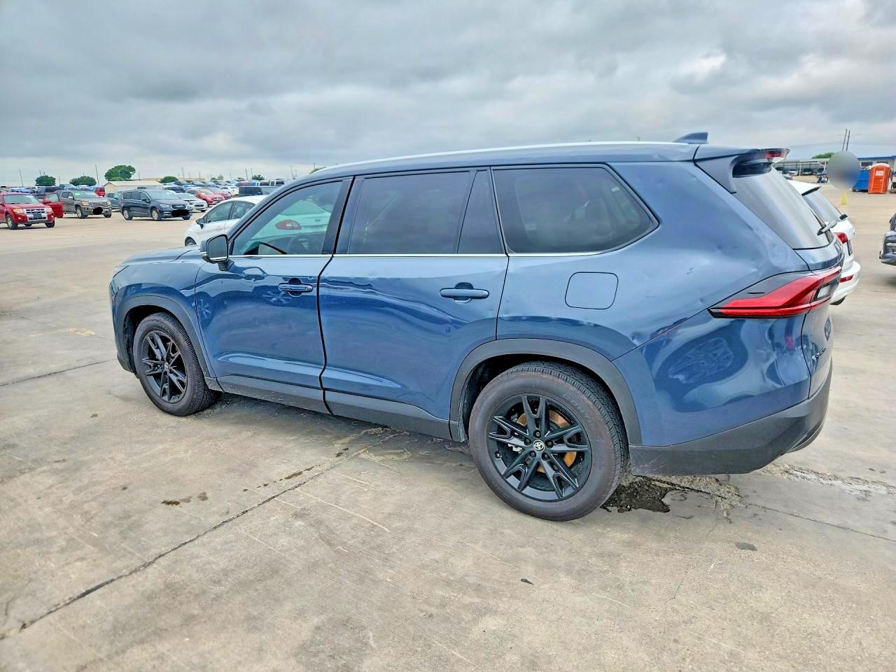 2026 Toyota Grand Highlander Hybrid Limited - Фото 2