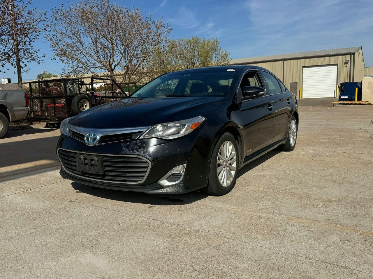 2014 Toyota Avalon Hybrid Xle Premium - Image 2