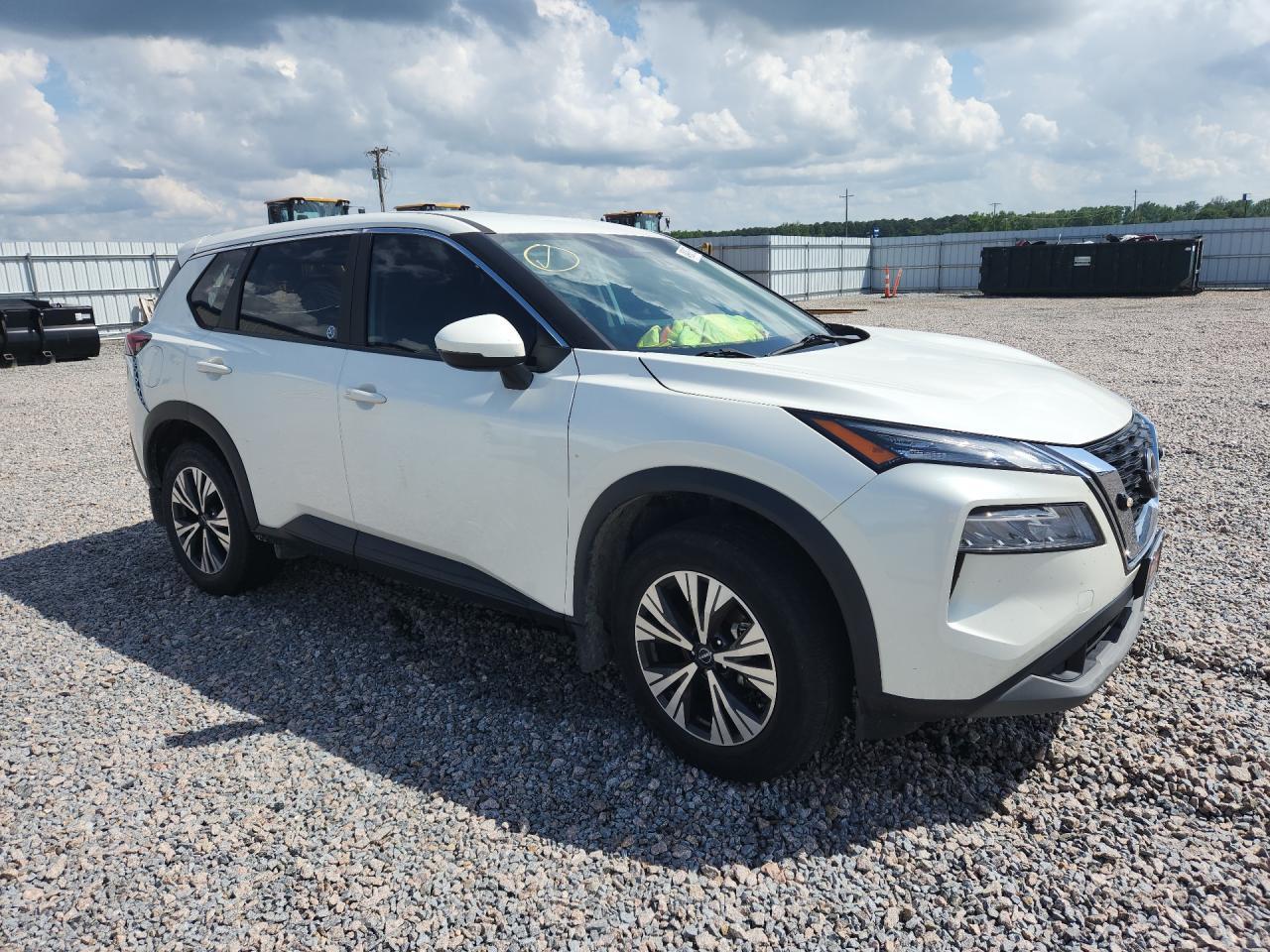 2023 Nissan Rogue Sv - Image 4