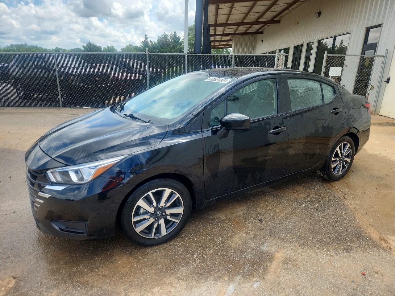 2023 Nissan Versa Sv