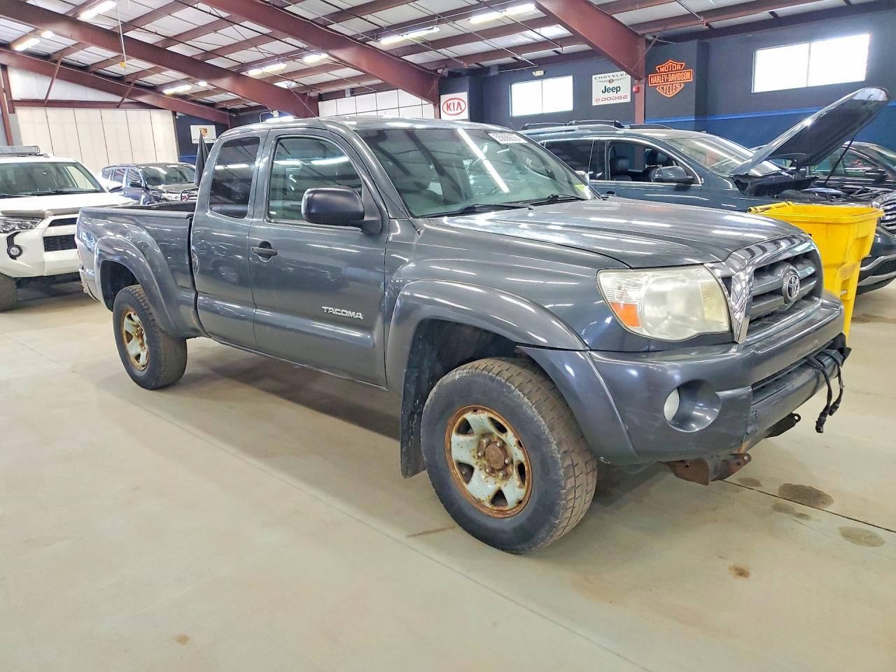 2009 Toyota Tacoma Access Cab - Image 4