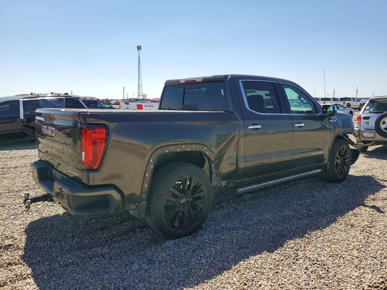 2019 GMC Sierra K1500 Denali - Image 3