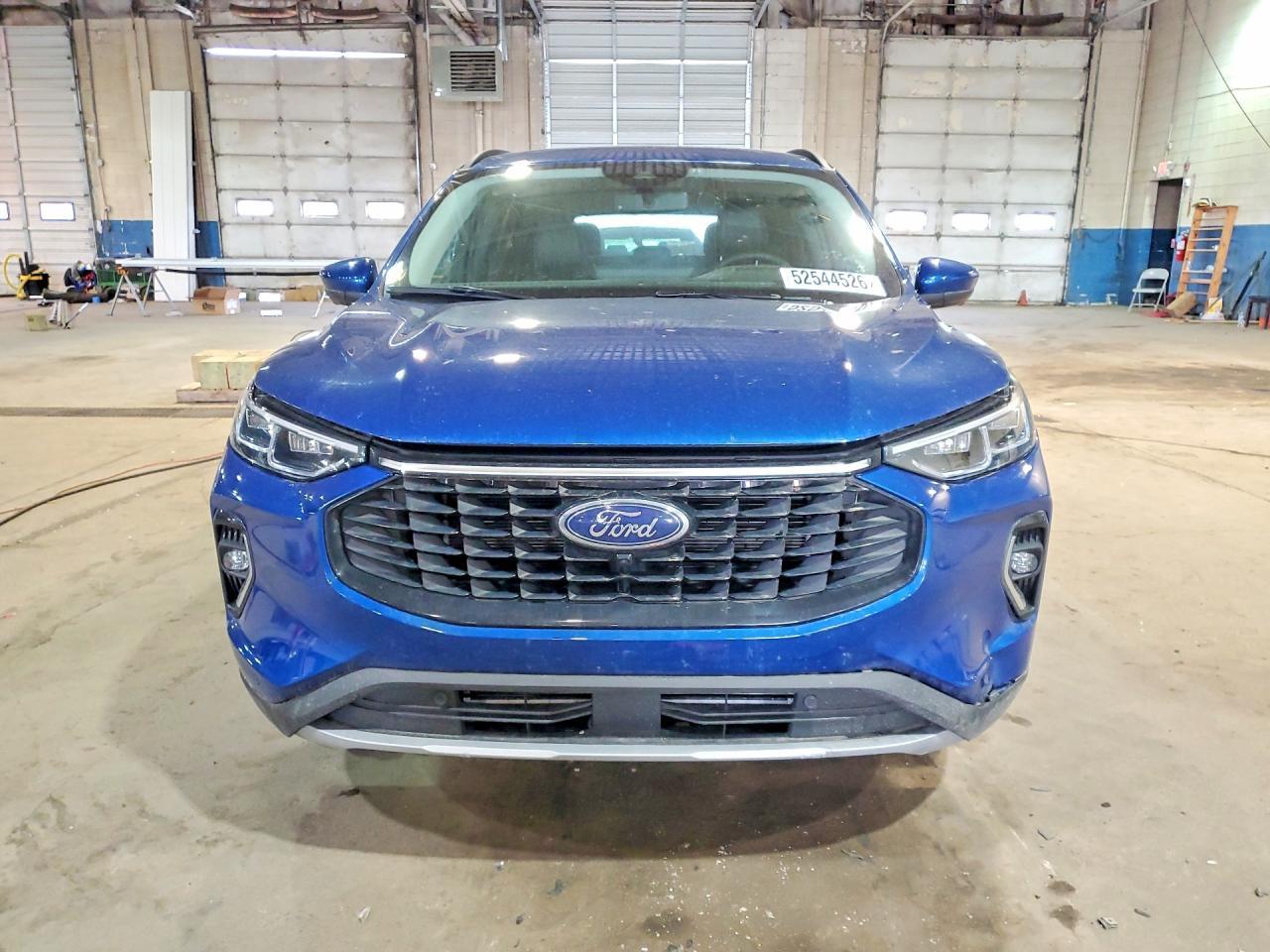 2023 Ford Escape Platinum - Фото 5
