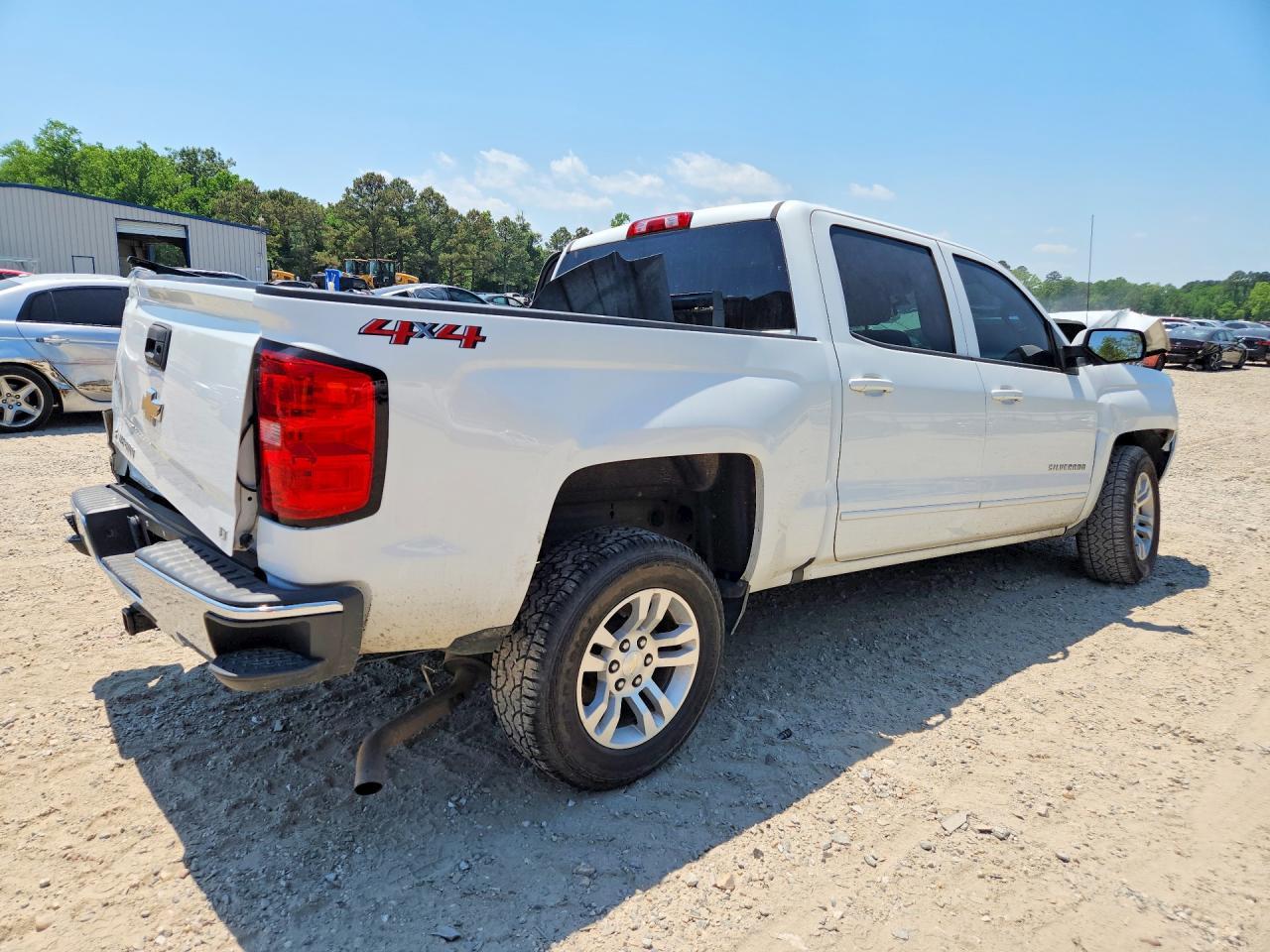 2018 Chevrolet Silverado K1500 Lt - Image 3